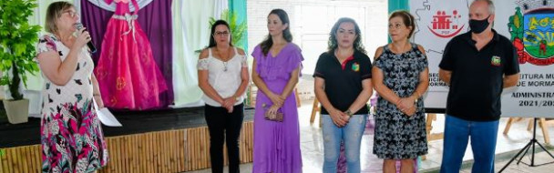 Vereadores participaram do encontro de Mulheres ” Elas fazem a diferença”.