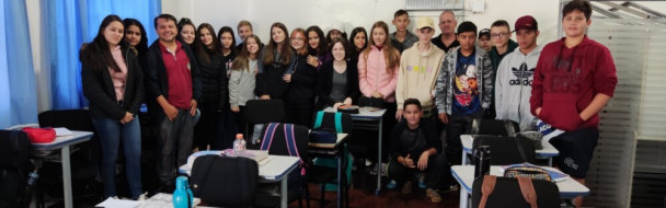 Câmara realizou o convite aos alunos da Escola Joaquim Gonçalves Ledo para participar do Programa Vereador Mirim